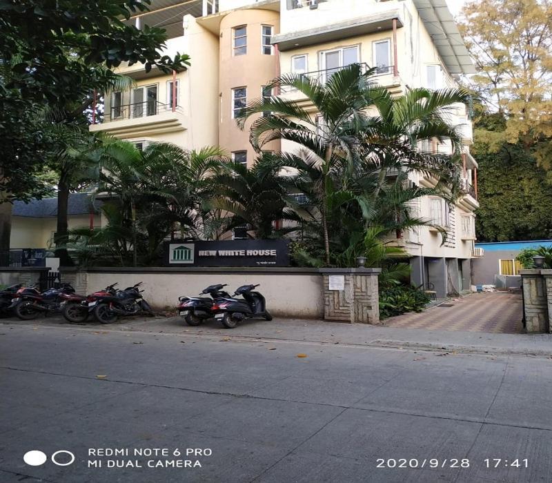 Hotel White House Pune Exterior photo